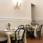 Ξενοδοχείο Andrea 3*