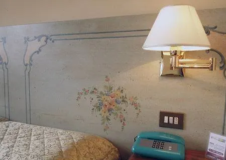 Andrea Hotel 3*
