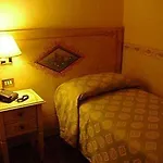 Andrea Hotel 3*