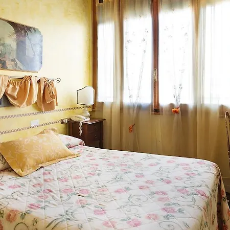 فندق Andrea فلورنس